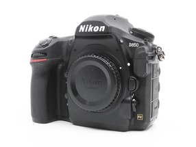 Nikon D850