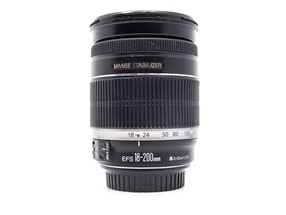 Canon EF-S 18-200mm f/3.5-5.6 IS