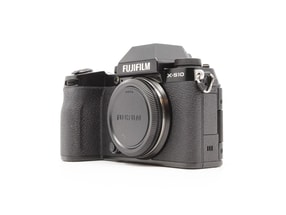 Fujifilm X-S10