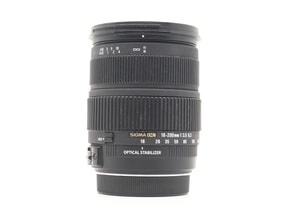 Sigma 18-200mm f/3.5-6.3 DC - Canon EF-S Fit