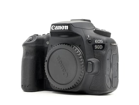 Canon EOS 90D