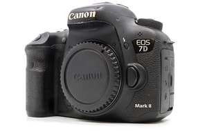 Canon EOS 7D Mark II