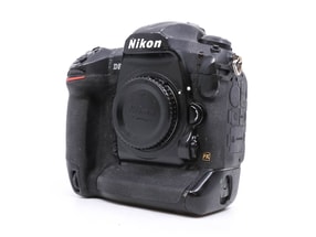 Nikon D5 (Dual CF)