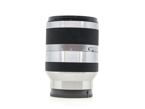 Sony E 18-200mm f/3.5-6.3 OSS
