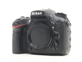 Nikon D7200