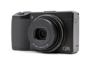 Ricoh GR IIIx HDF