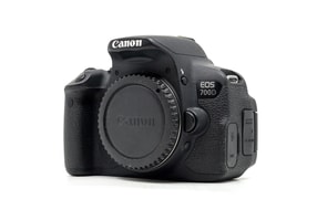 Canon EOS 700D