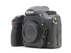 Nikon D780