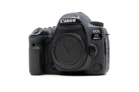 Canon EOS 5D Mark IV