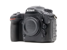 Nikon D500