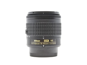 Nikon AF-S DX Nikkor 18-55mm f/3.5-5.6G VR