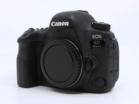 Canon EOS 6D Mark II