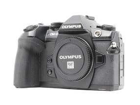 Olympus OM-D E-M1 Mark II