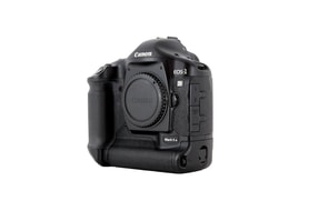 Canon EOS 1D Mark II N
