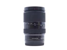 Sony E 18-200mm f/3.5-6.3 OSS