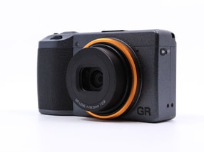 Ricoh GR III