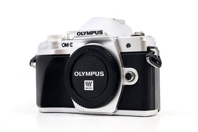 Olympus OM-D E-M10 Mark III