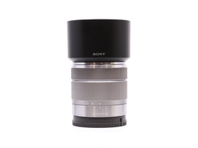 Sony E 18-55mm f/3.5-5.6 OSS