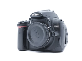 Nikon D5000