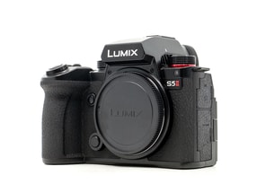 Panasonic Lumix S5 II