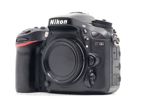 Nikon D7100