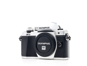 Olympus OM-D E-M10 Mark II