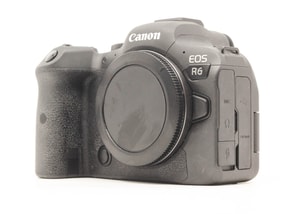 Canon EOS R6