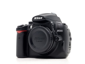 Nikon D5000