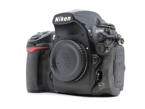 Nikon D700