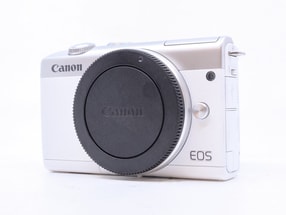 Canon EOS M200