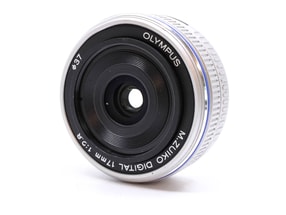Olympus M.Zuiko Digital 17mm f/2.8