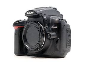 Nikon D5000