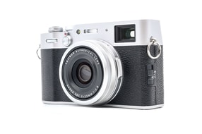 Fujifilm X100V