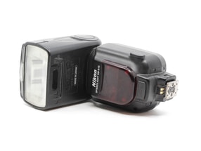Nikon SB-910 Speedlight