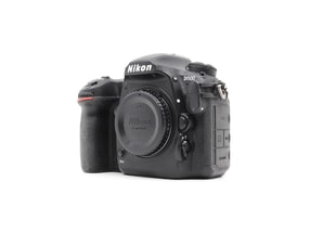 Nikon D500