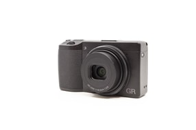 Ricoh GR III HDF