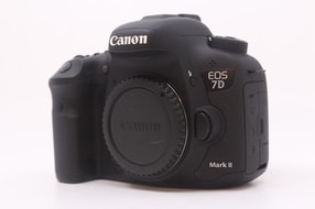 Canon EOS 7D Mark II