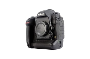 Nikon D5 (Dual XQD)