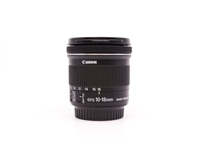 Canon EF-S 10-18mm f/4.5-5.6 IS STM