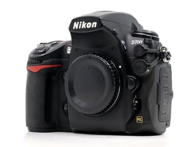 Nikon D700