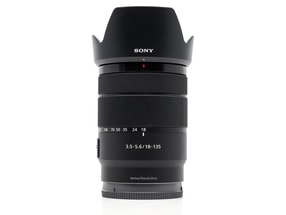 Sony E 18-135mm f/3.5-5.6 OSS