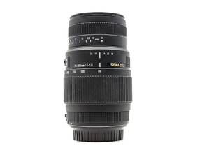 Sigma 70-300mm f/4-5.6 DG Macro - Canon EF Fit