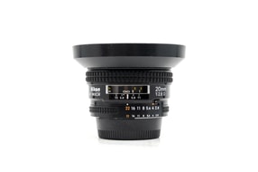 Nikon AF Nikkor 20mm f/2.8D