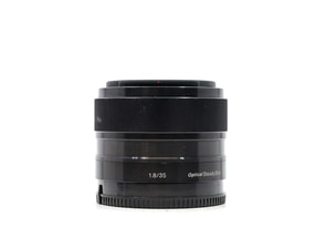 Sony E 35mm f/1.8 OSS