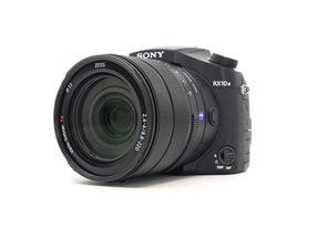 Sony Cybershot RX10 Mark III