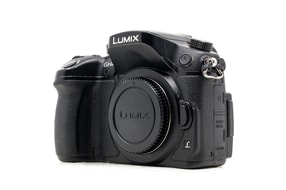 Panasonic Lumix DMC-GH4