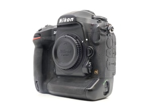 Nikon D5 (Dual XQD)