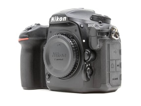 Nikon D500