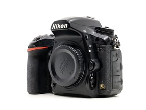 Nikon D750