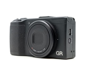 Ricoh GR